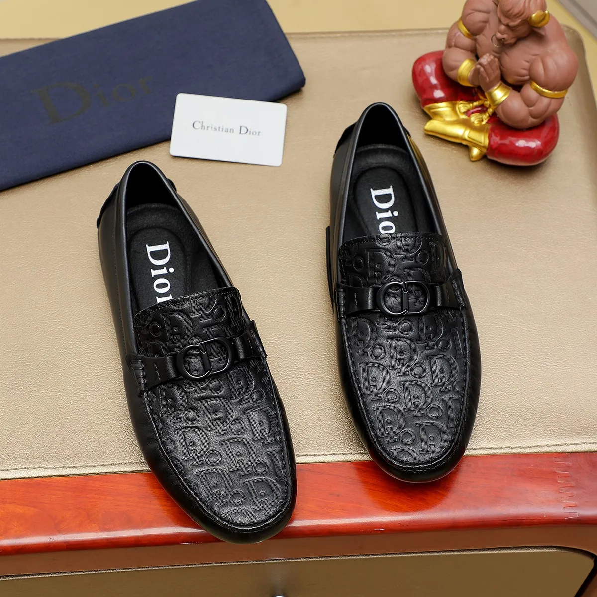 Men's shoes 💰380 🕷️🕷️[Dior] Dior's new casual men's shoes are launched in Hong Kong counters. Official website 1:1 production. Italian original first-layer cowhide + 🐷 leather lining. Designed by European and American masters. Perfect shape to create counter quality, solid color rubber wear-resistant outsole and classic dazzling toe! Super versatile and very comfortable. High-end without losing taste, fashionable and novel! ! Absolute focus! Colors available! Code number 38-44 (45.46 customized)